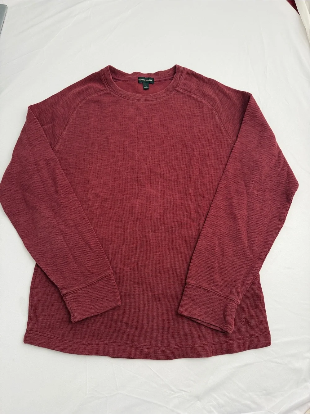 Banana Republic cranberry crew neck long sleeve pullover S